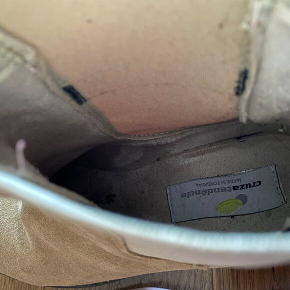 Botte courte (ankle boots) en cuir fini suède avec semelle antidérapante - Picture 5 of 5